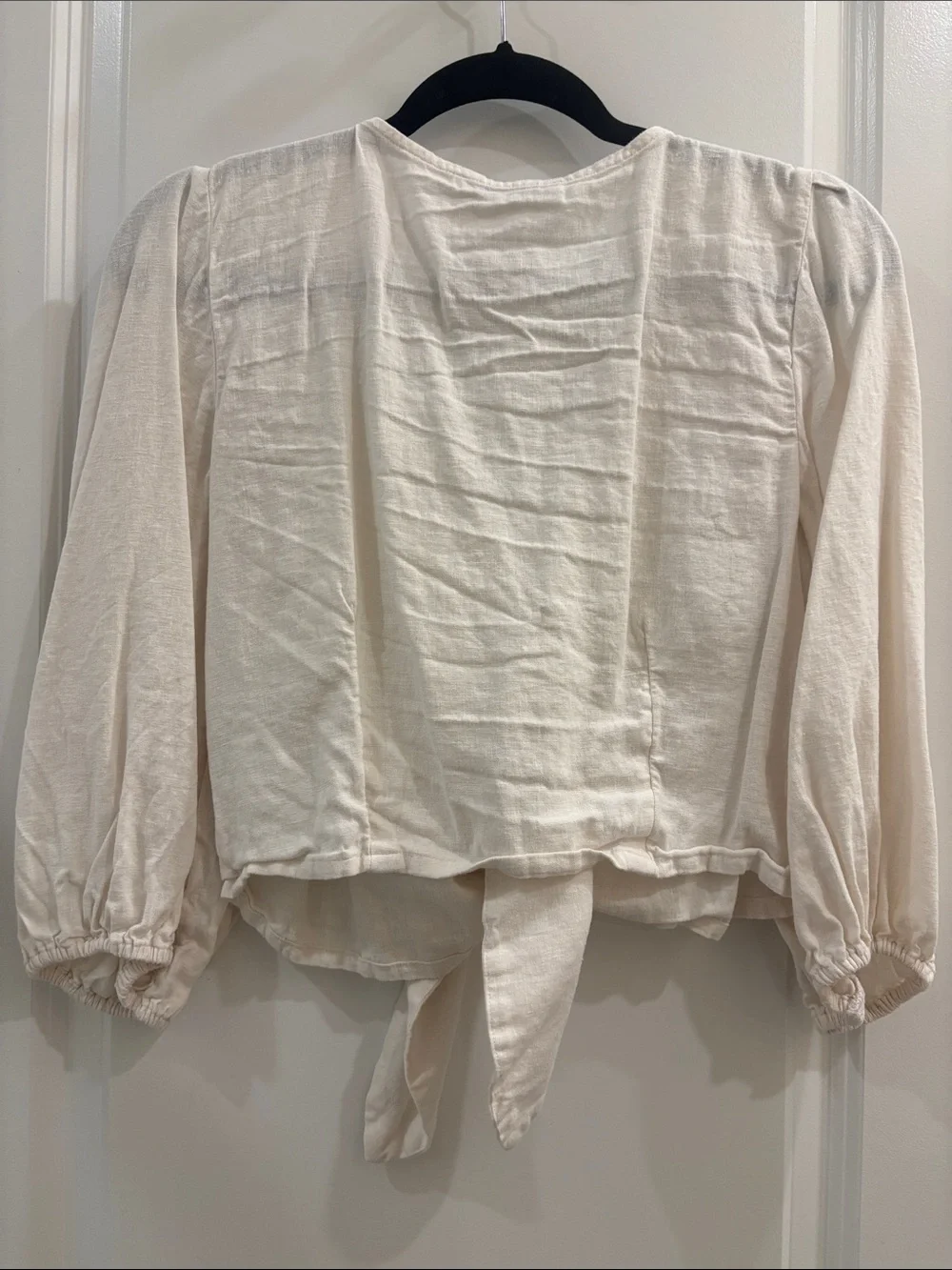 Abercrombie & Fitch Ivory Tie-Front Puff Sleeve Blouse